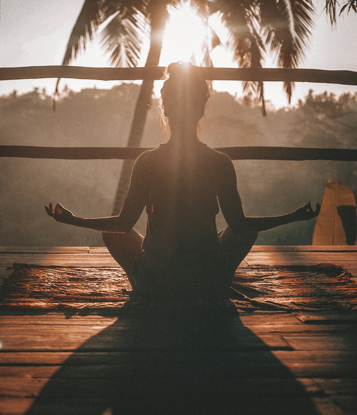 O silêncio e a meditação são ferramentas poderosas de autocuidado Meditação e conexão interior